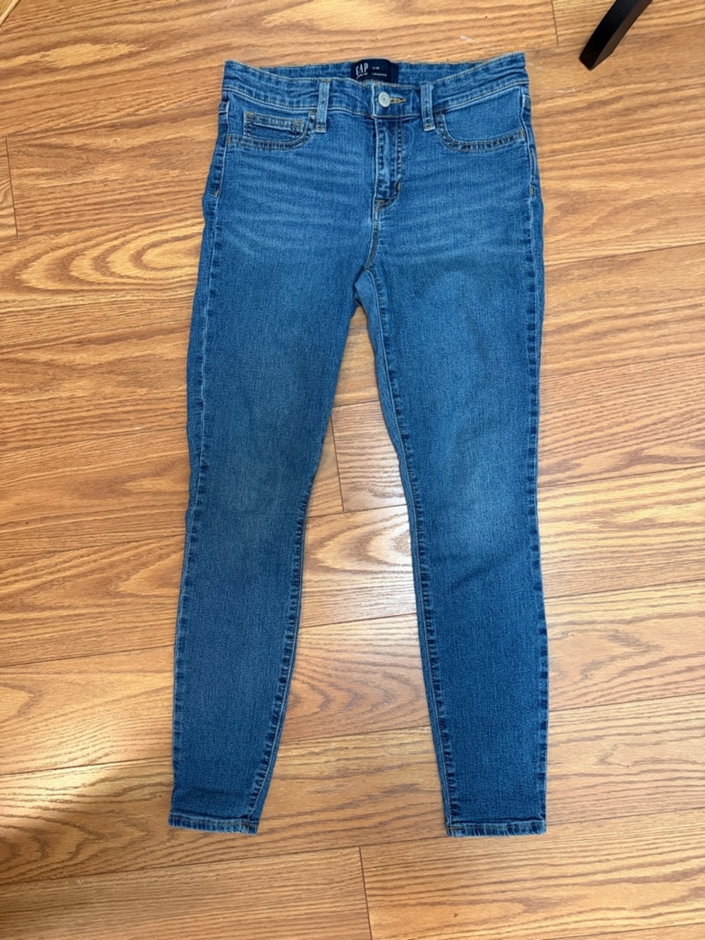GAP Dark Blue Skinny Jeans Size 2/26